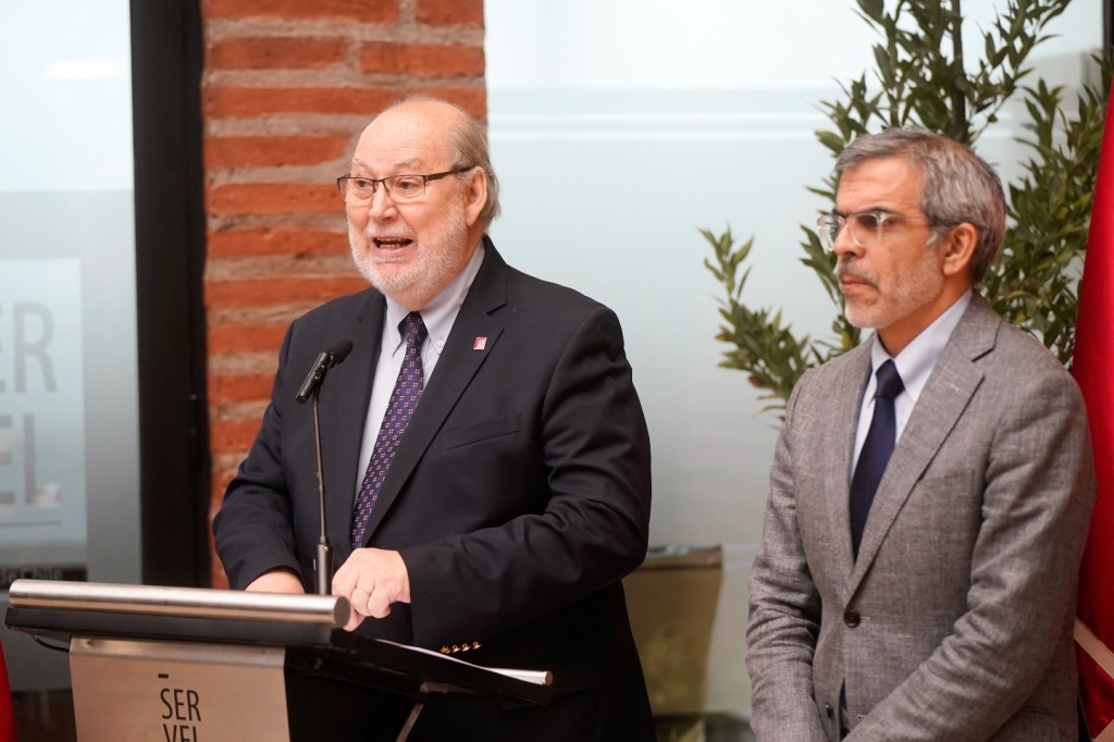 WhatsApp Image 2023-04-28 at 12.33.40 (1)