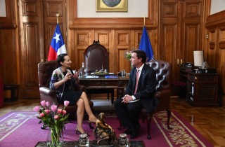 GloriaAnaReunión_01