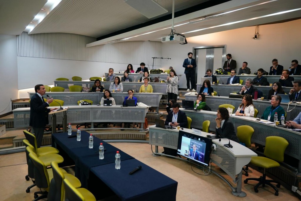 Charla_UAI_01